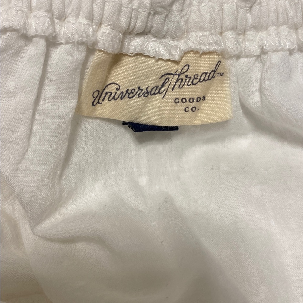 Universal Thread White Ruffled Blouse - image 5